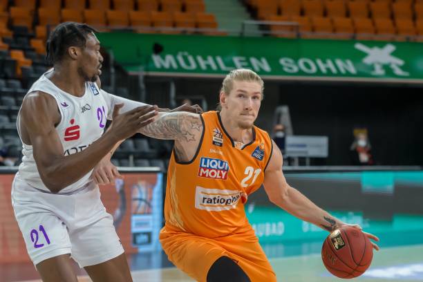 他们的快速 他们的快速