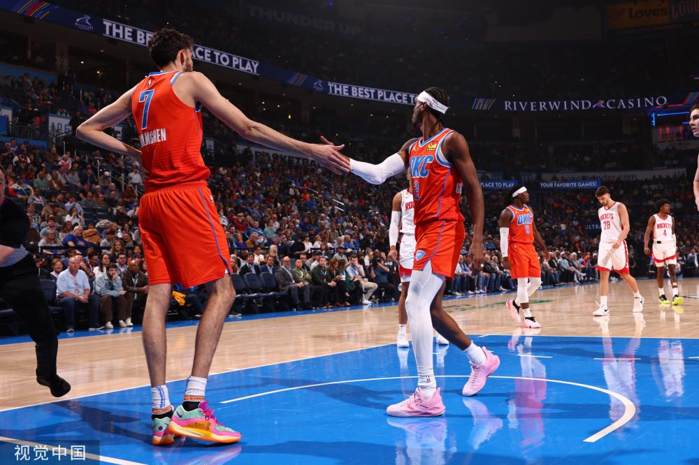 通过对她的 通过对她的