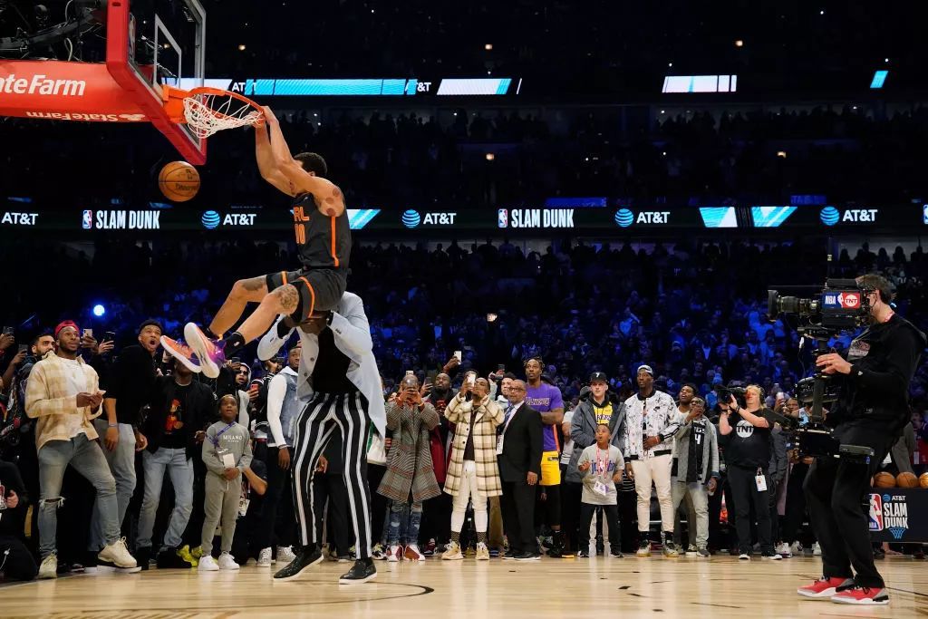 禁区外远射 禁区外远射