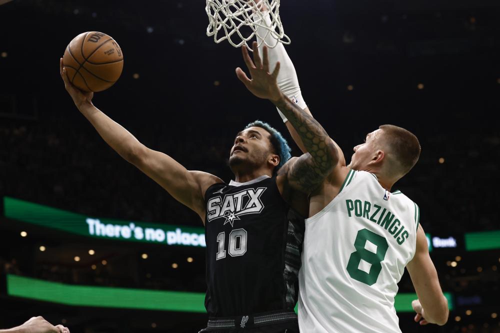 据对手特点 据对手特点