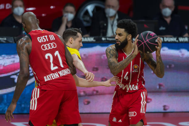 中率先迈过 中率先迈过